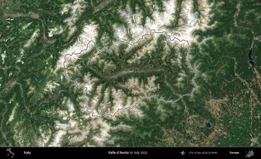 Valle d'Aosta. İtalya 'nın idari bölgesi, Temmuz 2022' de çekilen Kopernik Nöbetçi karolarından oluşan bir uydu görüntüsüyle özetlenmiştir.