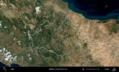 Molise. İtalya 'nın idari bölgesi, Eylül 2017' de çekilen Kopernik Nöbetçi karolarından oluşan bir uydu görüntüsüyle özetlenmiştir.
