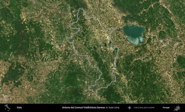 Tek dei Comuni Valdichiana Senese. İtalya 'nın idari bölgesi, Haziran 2019' da çekilen Kopernik Nöbetçi karolarından oluşan bir uydu görüntüsüyle özetlenmiştir.