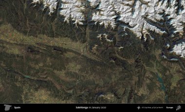 Sabinanigo. Ocak 2020 'de çekilen Global Mozaik Sentinel-2 karolarından oluşan bir uydu görüntüsü üzerine İspanya' nın idari bölgesi