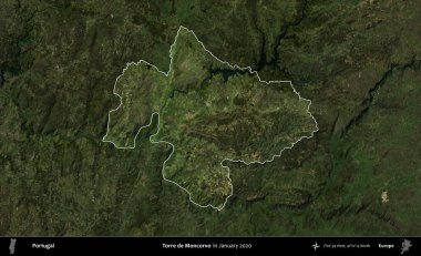 Torre de Moncorvo 'da. Portekiz 'in idari alanı, Ocak 2020' de çekilen Global Mozaik Sentinel-2 karolarından oluşan koyu renkli bir uydu görüntüsü üzerine vurgulandı ve özetlendi.