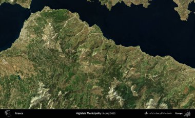 Aigialeia Belediyesi. Temmuz 2022 'de çekilen Global Mozaik Sentinel-2 karolarından oluşan uydu görüntüsü üzerine Yunanistan' ın idari bölgesi