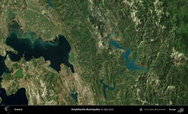 Amphilochia Belediyesi. Temmuz 2022 'de çekilen Global Mozaik Sentinel-2 karolarından oluşan uydu görüntüsü üzerine Yunanistan' ın idari bölgesi
