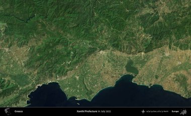 Xanthi Bölgesi. Temmuz 2022 'de çekilen Global Mozaik Sentinel-2 karolarından oluşan uydu görüntüsü üzerine Yunanistan' ın idari bölgesi
