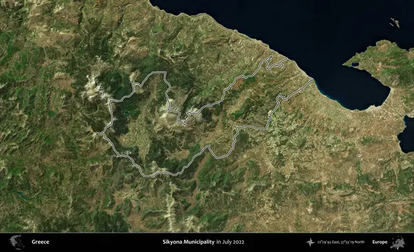 Sikyona Belediyesi. Yunanistan 'ın idari alanı, Temmuz 2022' de çekilen Global Mozaik Sentinel-2 karolarından oluşan bir uydu görüntüsüyle özetlendi