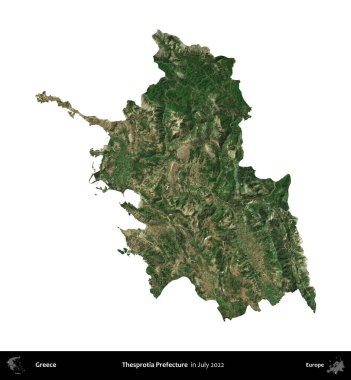Thesprotia Bölgesi. Yunanistan idari bölgesi, Temmuz 2022 'de çekilen Global Mozaik Sentinel-2 karolarından oluşan bir uydu görüntüsü üzerinde beyaza izole edildi