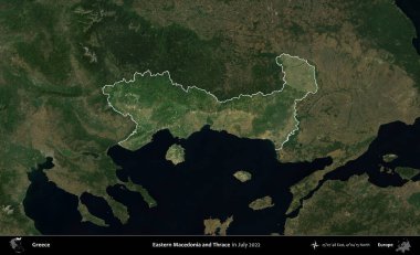 Doğu Makedonya ve Trakya. Yunanistan 'ın idari alanı, Temmuz 2022' de çekilen Global Mozaik Sentinel-2 karolarından oluşan koyu renkli bir uydu görüntüsü üzerinde vurgulandı ve özetlendi