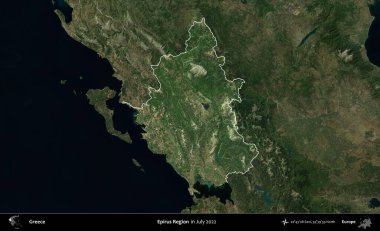 Epirus Bölgesi. Yunanistan 'ın idari alanı, Temmuz 2022' de çekilen Global Mozaik Sentinel-2 karolarından oluşan koyu renkli bir uydu görüntüsü üzerinde vurgulandı ve özetlendi