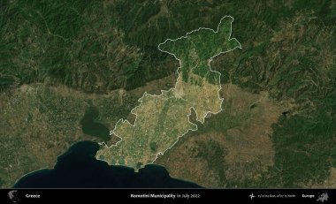 Komotini Belediyesi. Yunanistan 'ın idari alanı, Temmuz 2022' de çekilen Global Mozaik Sentinel-2 karolarından oluşan koyu renkli bir uydu görüntüsü üzerinde vurgulandı ve özetlendi