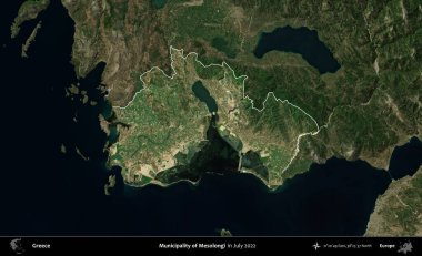 Mesolongi Belediyesi. Yunanistan 'ın idari alanı, Temmuz 2022' de çekilen Global Mozaik Sentinel-2 karolarından oluşan koyu renkli bir uydu görüntüsü üzerinde vurgulandı ve özetlendi