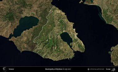Mytilene Belediyesi. Yunanistan 'ın idari alanı, Temmuz 2022' de çekilen Global Mozaik Sentinel-2 karolarından oluşan koyu renkli bir uydu görüntüsü üzerinde vurgulandı ve özetlendi