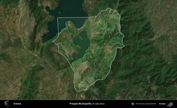 Prespes Belediyesi. Yunanistan 'ın idari alanı, Temmuz 2022' de çekilen Global Mozaik Sentinel-2 karolarından oluşan koyu renkli bir uydu görüntüsü üzerinde vurgulandı ve özetlendi