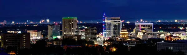 Boise Éjszakai Égboltja Privát Tűzijátékkal Láthatáron — Stock Fotó