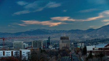 Sabahın erken saatlerinde Boise 'de Capital Bulvarı