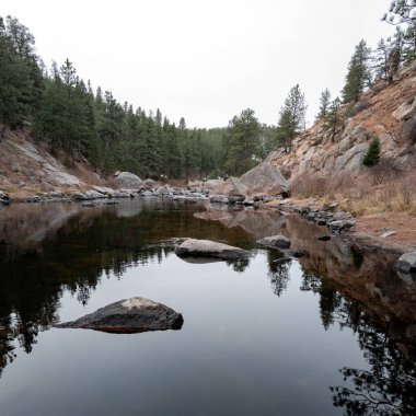 Cheesman Kanyonundaki Güney Platte Nehri