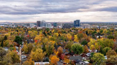 Sonbaharda güzel bir şehir olan Boise Idaho.