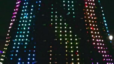 Noel ışıkları yanıp sönüyor