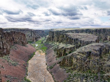 Idaho 'nun Owyhee Kanyonu' nda bahar çöl günü.