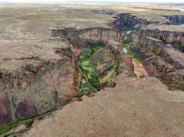 Dolambaçlı Owyhee Kanyonu ile Idaho vahşi doğası