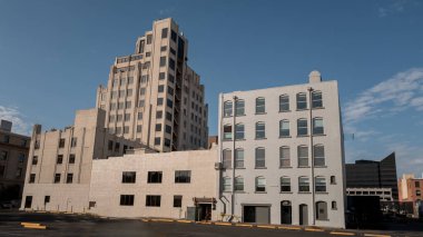 Sabah vakti Boise 'de ikonik bir bina.