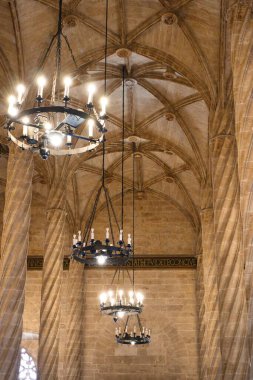 Valencia 'daki Lonja de la Seda' nın muhteşem Gotik tarzı.