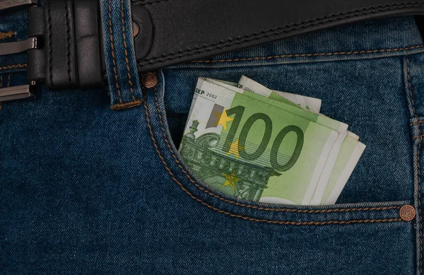 Hundra Eurosedlar Fickan Blå Jeans Närbild — Stockfoto