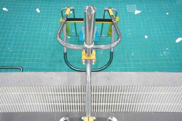 Chodící Simulátor Pod Vodou Pro Fyzické Osoby Bazénu — Stock fotografie
