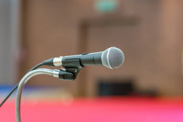 Mikrofon Zasedací Místnosti Pro Konferenci — Stock fotografie