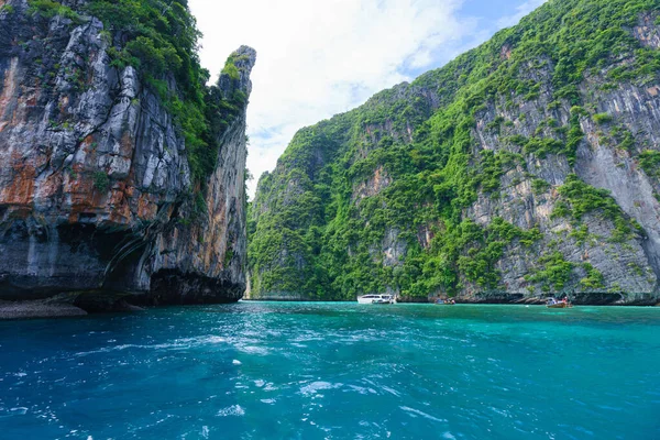 Landschaft Des Fantastischen Smaragdgrünen Lagunenmeeres Auf Koh Phi Phi Island — Stockfoto
