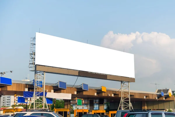 Billboard Puste Drodze Miasta Tło Widoku Dla Reklamy — Zdjęcie stockowe