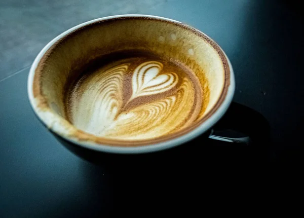 Tasse Café Chaud Latte Avec Amour Forme Coeur Mousse Lait — Photo
