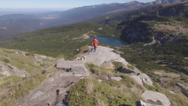 Vista Panorâmica Drone Aéreo Seven Rila Lakes Bulgaria Dia Caminhadas — Vídeo de Stock