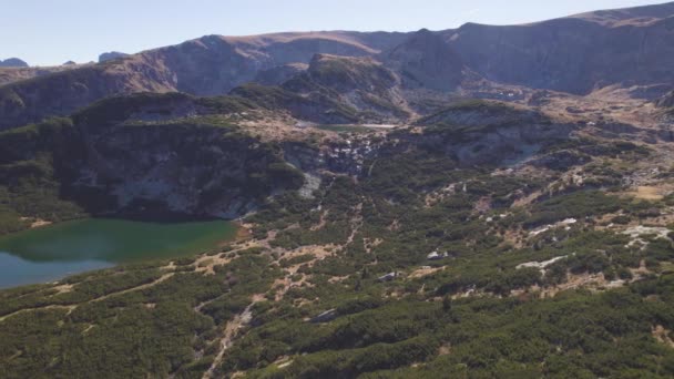 Letecký Bezpilotní Panoramatický Výhled Sedm Jezer Bulharsku Turistický Den Hoře — Stock video