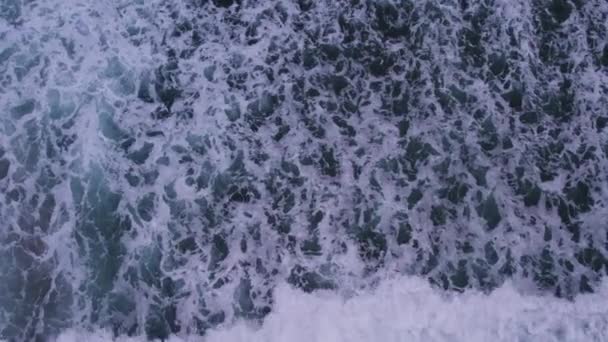 Top View Sea Waves Crash Night High Quality Footage — Stockvideo