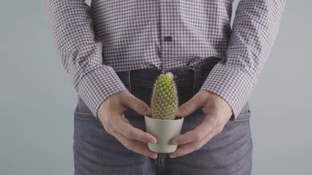 Masalah Prostat Konsepsi Kaktus Menunjukkan Rasa Sakit Rekaman Berkualitas Tinggi — Stok Video