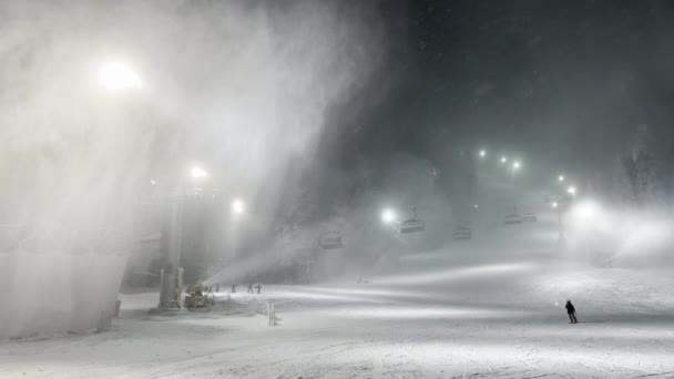 Snowy Ski Resort Night Borovets Bulgaria High Quality Footage — Stockvideo