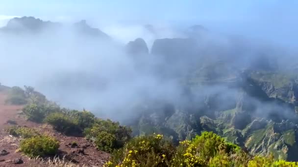 Sebuah Panorama Menakjubkan Dari Puncak Pico Ruivo Gunung Tertinggi Madeira — Stok Video