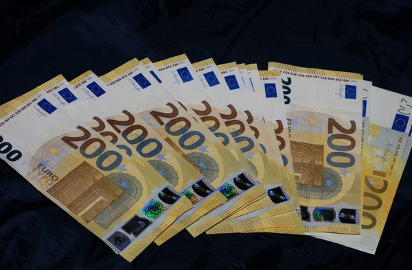 Billetes 200 Euros Billete Europeo Dinero Efectivo Aislado Sobre Fondo —  Fotos de Stock
