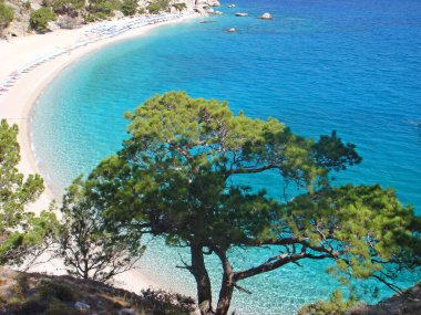 Yunanistan 'ın Karpathos kenti, 2 Temmuz Pazartesi günü Yunanistan' da yaz tatilleri için muhteşem bir ada gezisi arka plan duvar kağıdı ürünü keşfettik.