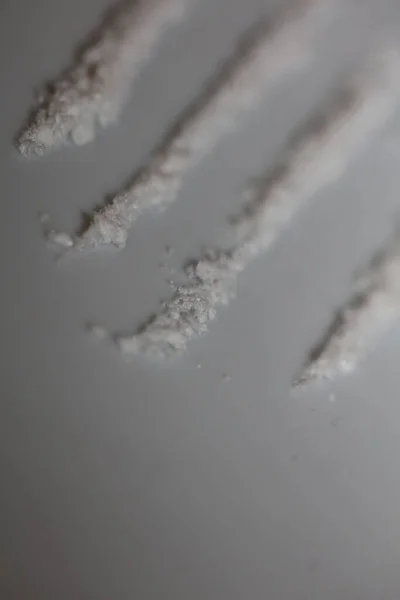 Linhas Cocaína Placa Branca Close Dope Background Alta Qualidade Tamanho — Fotografia de Stock