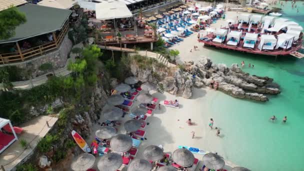 Ksamil Albanië Zondag Augustus 2023 Prachtige Eilanden Verkennen Blauwe Lagune — Stockvideo