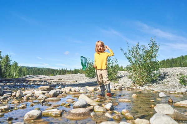 Preschooler Playing River Fishing Net Summer Day Stockfoto