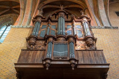 Moissac 'taki Saint-Pierre Manastırı' nın Organı.