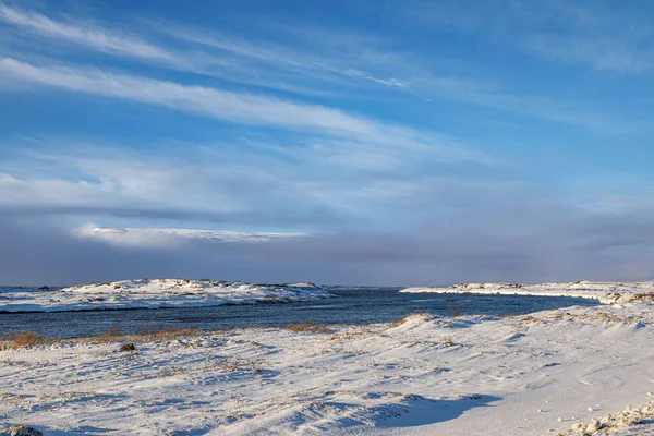 Осенний Пейзаж Первый Снег Вокруг Озера Льосаватн Севере Исландии Лицензионные Стоковые Изображения