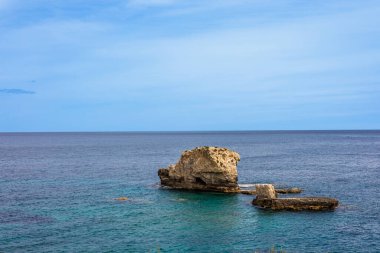 İtalya 'nın Sicilya adasındaki Fil Kayası