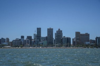 Güney Afrika Hint Okyanusu 'ndan alınan Durban gökdelen binası ve kulesi