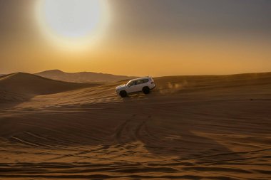 BAE 'de safari sırasında Dubai çöl manzarası