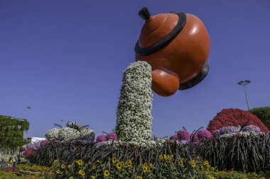 Mucize Bahçesi dünyanın en büyük doğal çiçek bahçesidir.