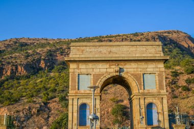Kuzeybatı eyaletindeki Hartbeespoort Barajı Güney Afrika