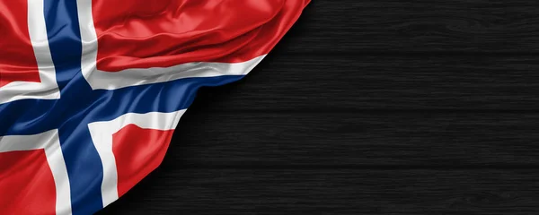 Primo Piano Della Bandiera Norvegese Sullo Sfondo Legno Nero Rendering — Foto Stock